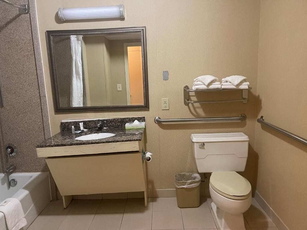 Photo - Budgetel Inn & Suites Atlanta