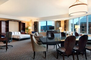 32-inch LCD TV with cable channels, TV, pay films -  Hilton Anatole (Dallas)