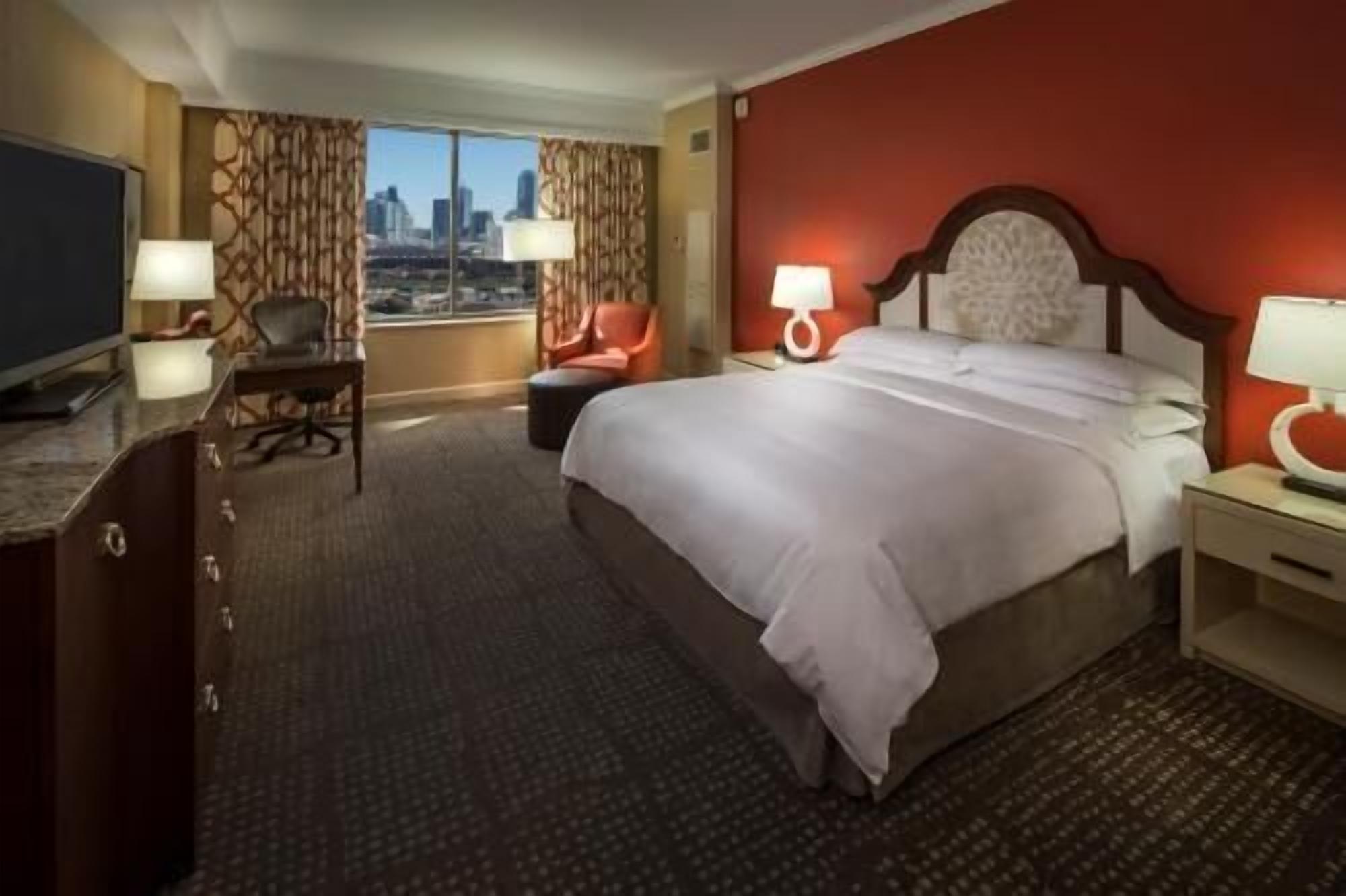 Premium bedding, pillowtop beds, in-room safe, iron/ironing board