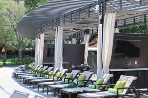 Indoor pool, seasonal outdoor pool, pool cabanas (surcharge) -  Hilton Anatole (Dallas)