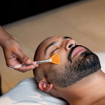 Sauna, hot tub, steam room, aromatherapy, hot stone massages