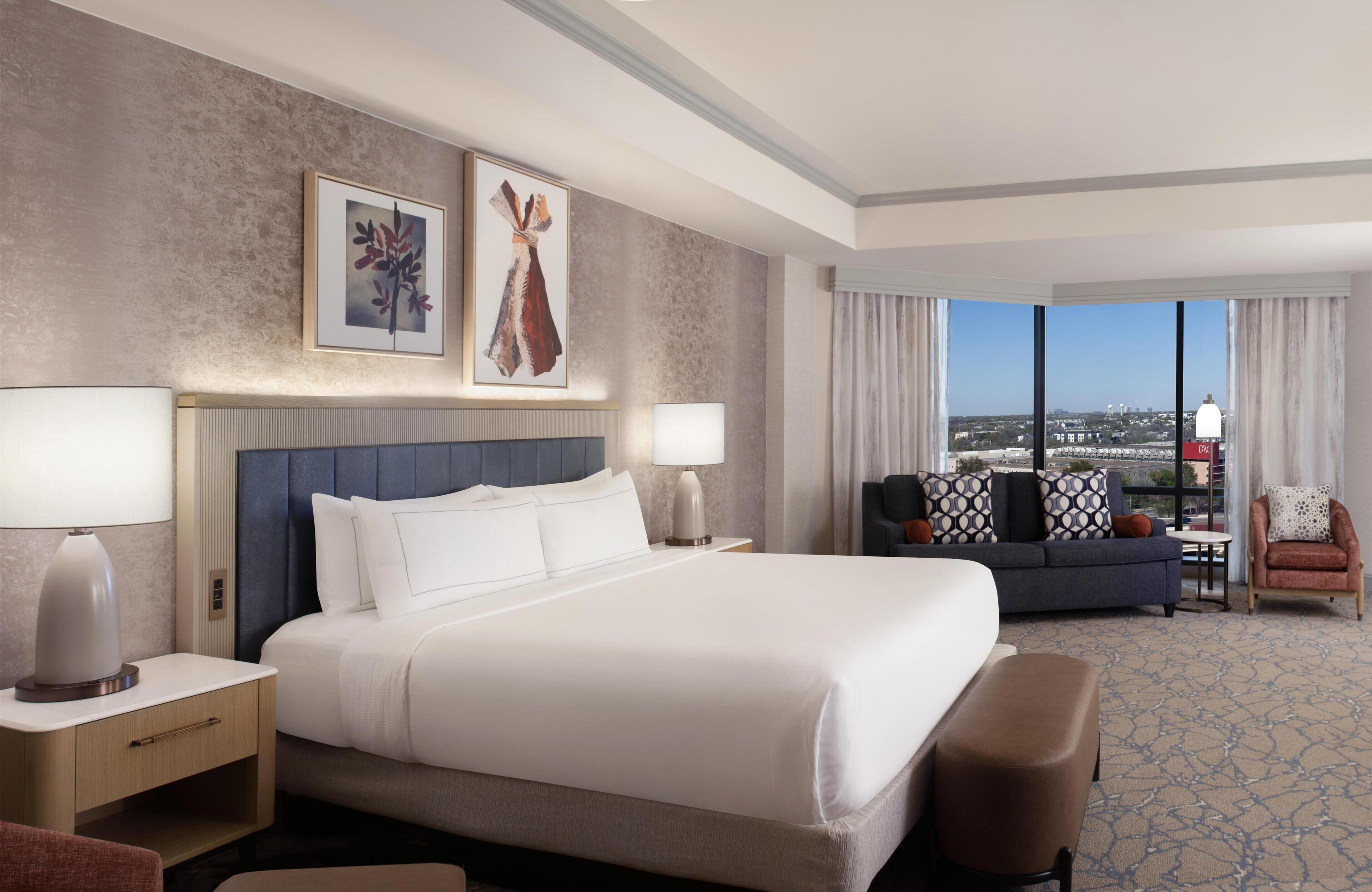 Grand Suite, 1 King Bed, Tower | Premium bedding, pillow-top beds, in-room safe, iron/ironing board