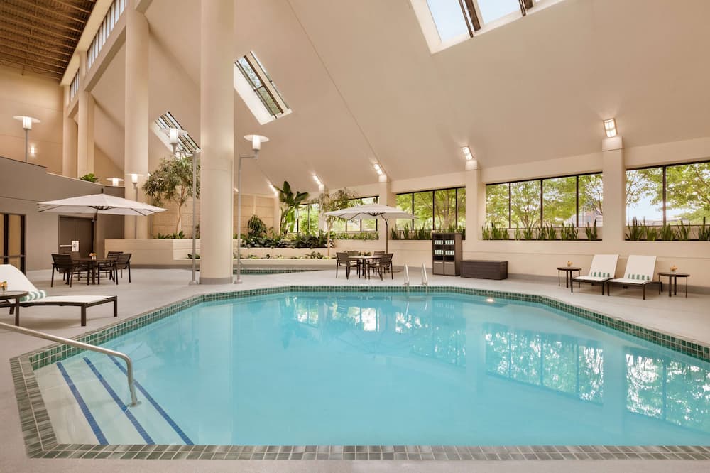DoubleTree by Hilton Minneapolis - Park Place