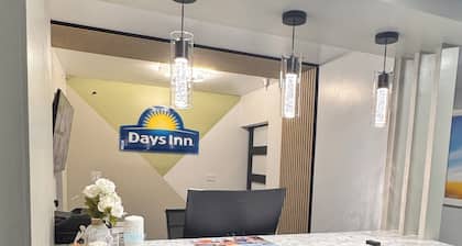 Days Inn by Wyndham Salina I-70