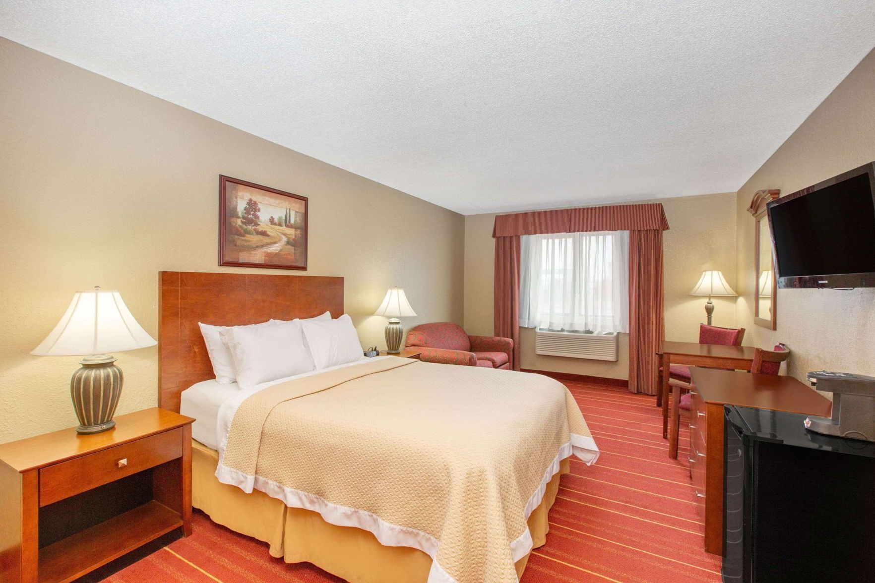 Desk, iron/ironing board, free cots/infant beds, free WiFi