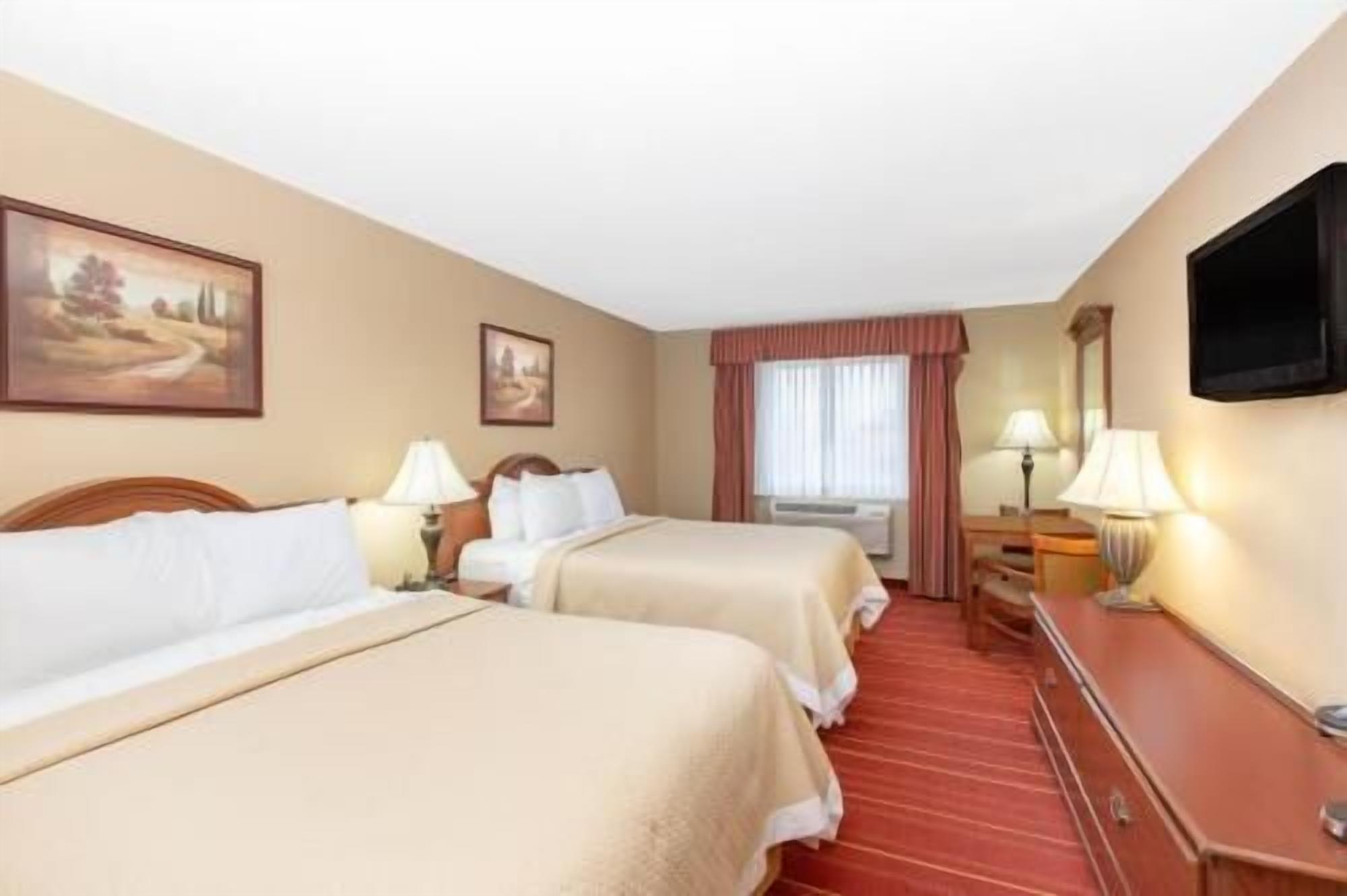 Desk, iron/ironing board, free cots/infant beds, free WiFi