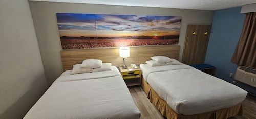 Days Inn by Wyndham Salina I-70