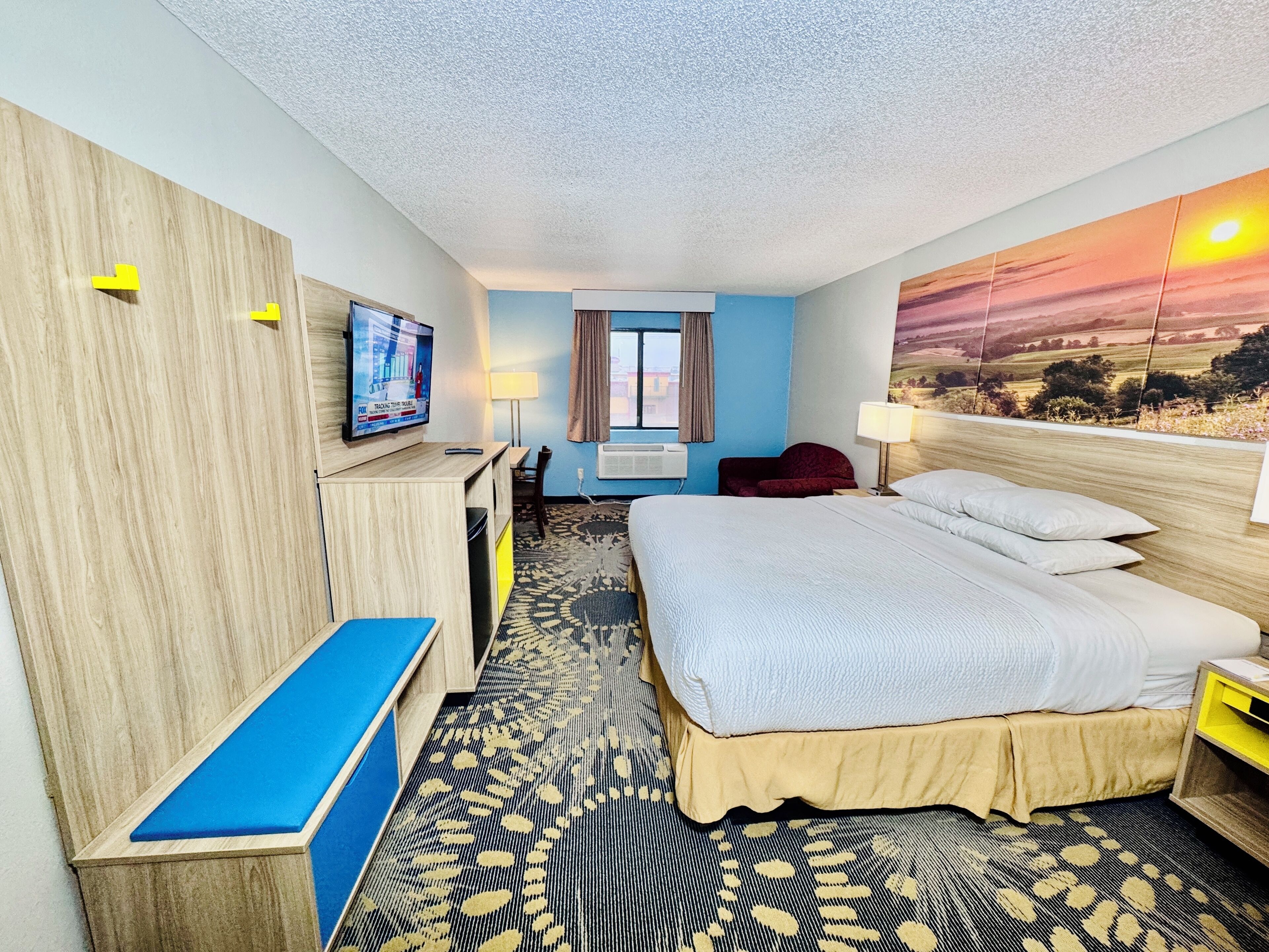 ห้องสแตนดาร์ด, เตียงคิงไซส์ 1 เตียง | โต๊ะทำงาน, เตารีด/โต๊ะรีดผ้า, เปล/เตียงเด็กอ่อน (ฟรี), Wi-Fi ฟรี