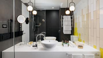 Shower, eco-friendly toiletries, hair dryer, towels