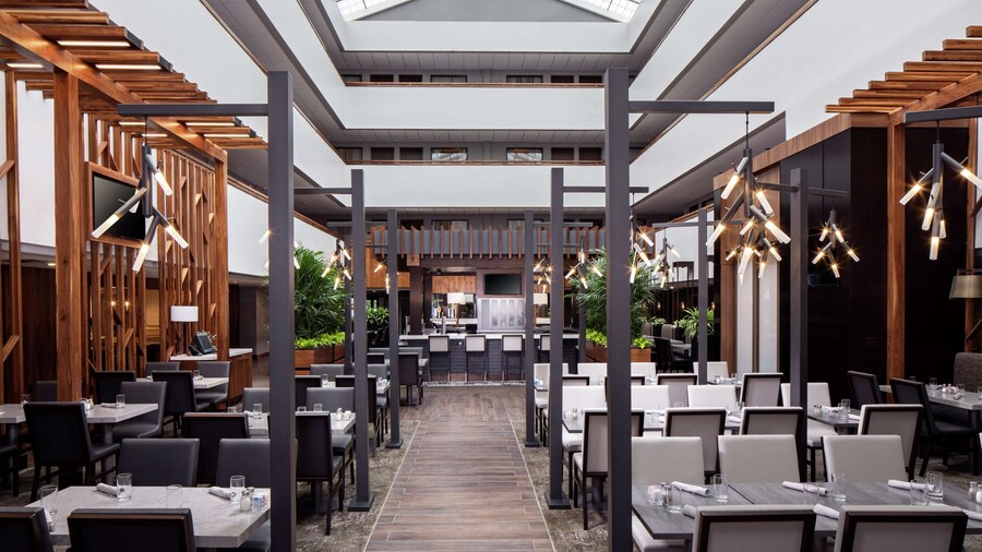 Embassy Suites by Hilton Boston Marlborough