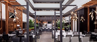 Embassy Suites by Hilton Boston Marlborough