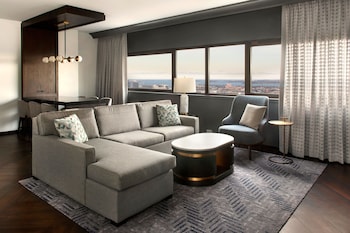 Executive Suite, 1 King Bed with Sofa bed | Living room | 55-inch flat-screen TV with satellite channels, TV, pay movies at Boston Marriott Copley Place