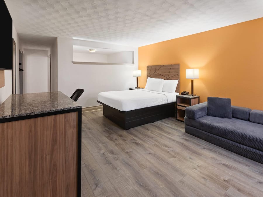 Suite, varias camas, no fumadores | Caja fuerte, cunas gratuitas, camas supletorias y wifi gratis