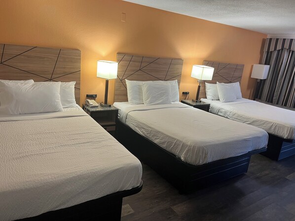 Room, Multiple Beds, Non Smoking | In-room safe, free cribs/infant beds, rollaway beds, free WiFi