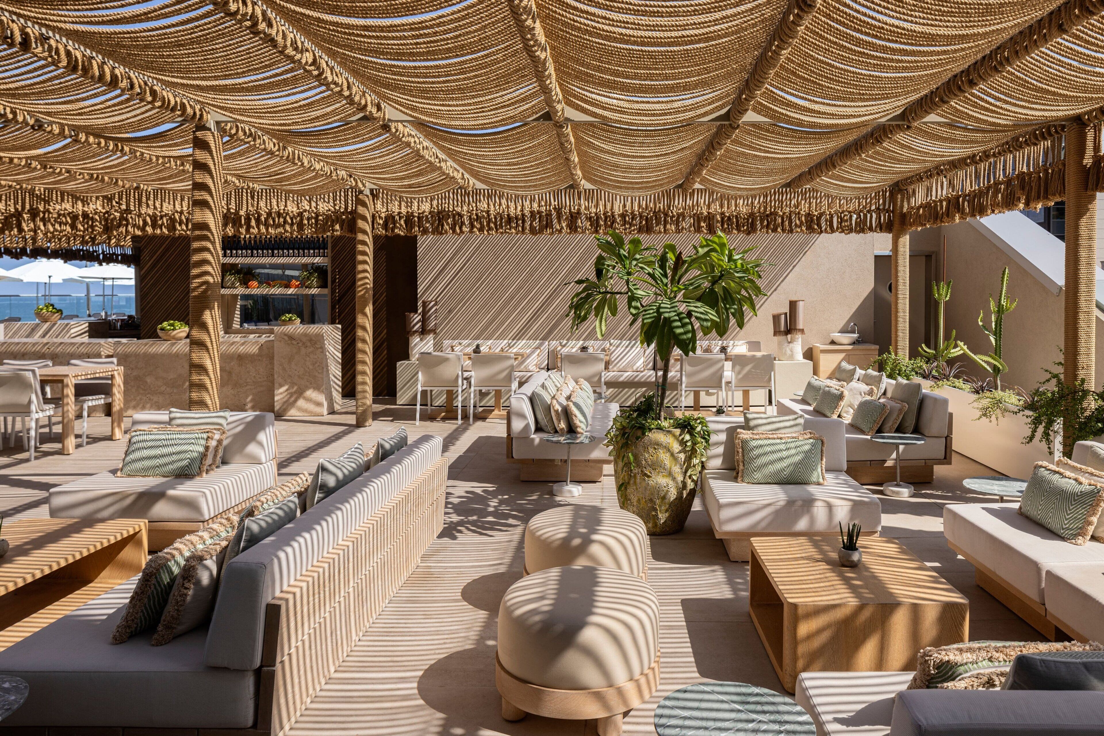 outdoor pool, open 9:00 am to 7:00 pm, pool umbrellas, pool loungers