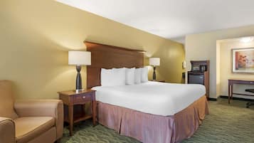 Habitación estándar, 1 cama King size, para no fumadores, refrigerador y microondas (1st Floor) | Escritorio, espacio para trabajar con laptop y wifi gratis