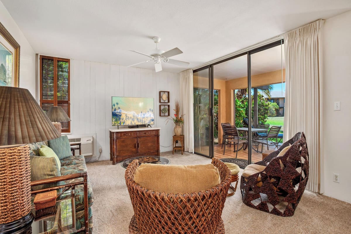 Condo, 1 Bedroom, Garden View (35C) | Front of property