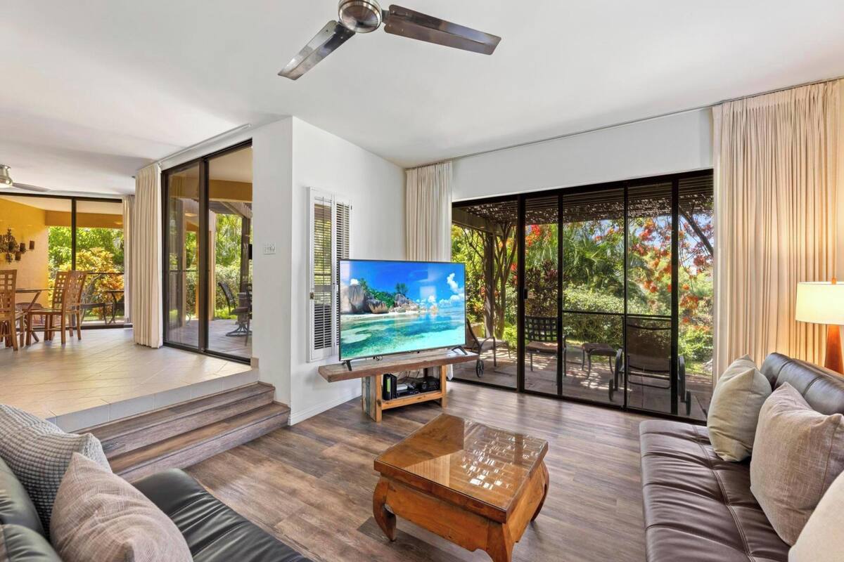 Condo, 2 Bedrooms, Garden View (3A) | Front of property