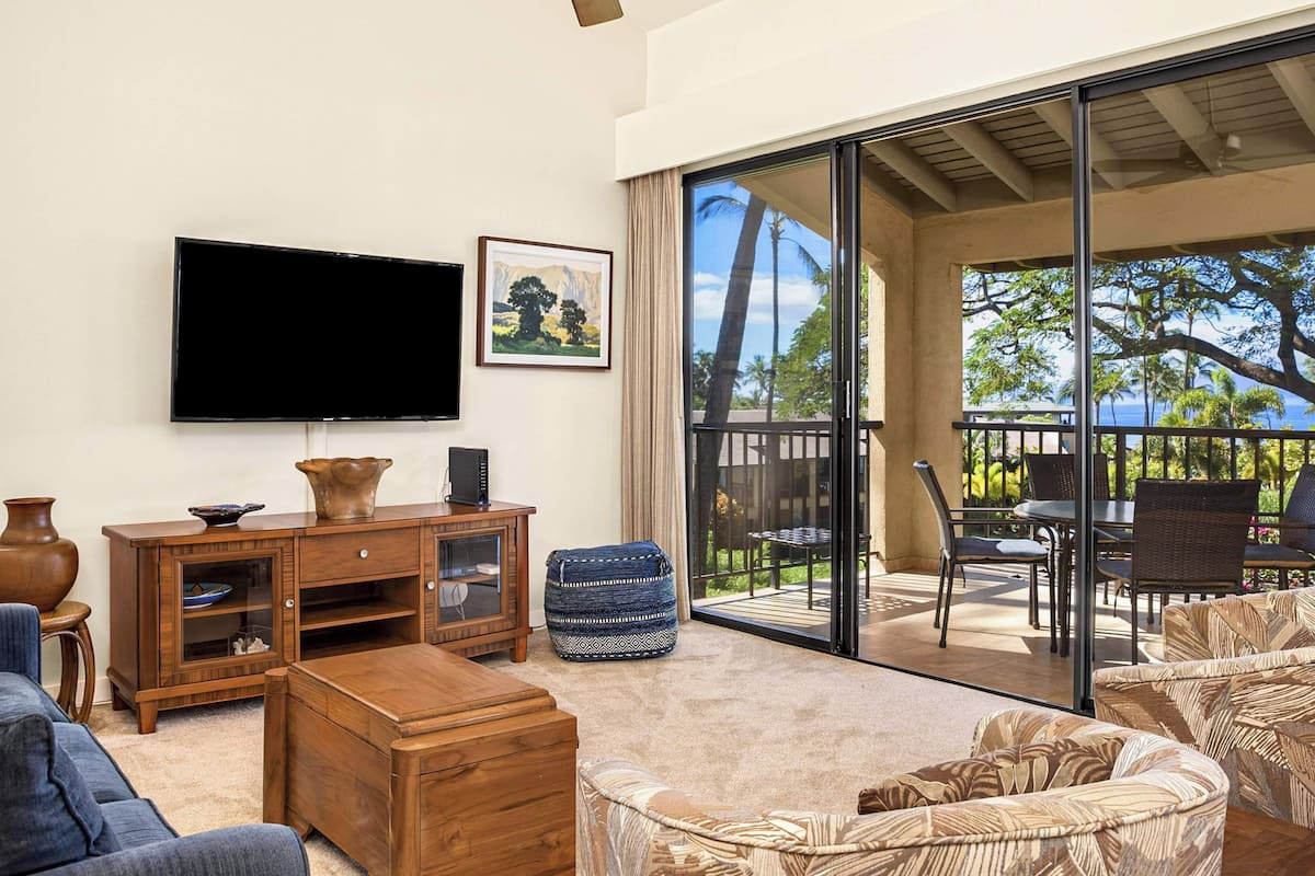 Condo, 2 Bedrooms, Ocean View (22F) | Front of property