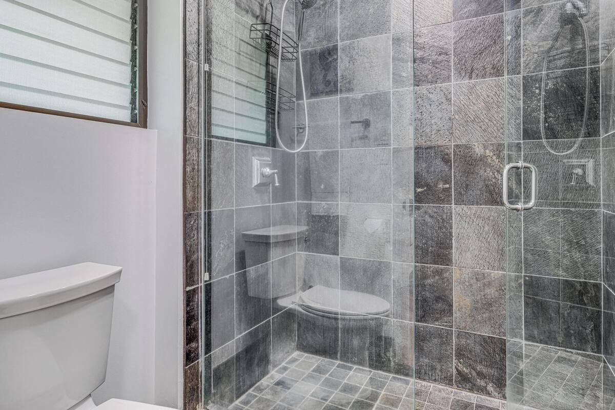 Condo, 1 Bedroom, Ocean View (35D) | Front of property