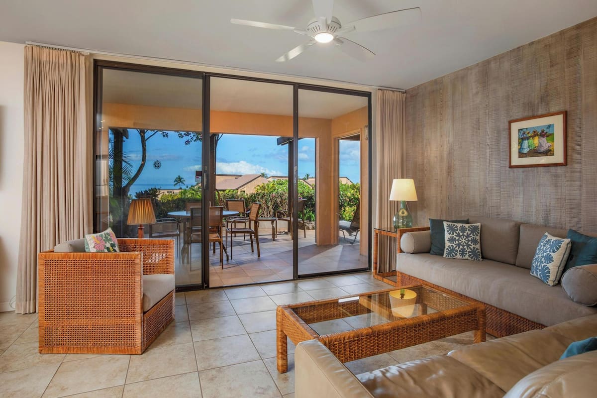 Condo, 1 Bedroom, Ocean View (49B) | Front of property