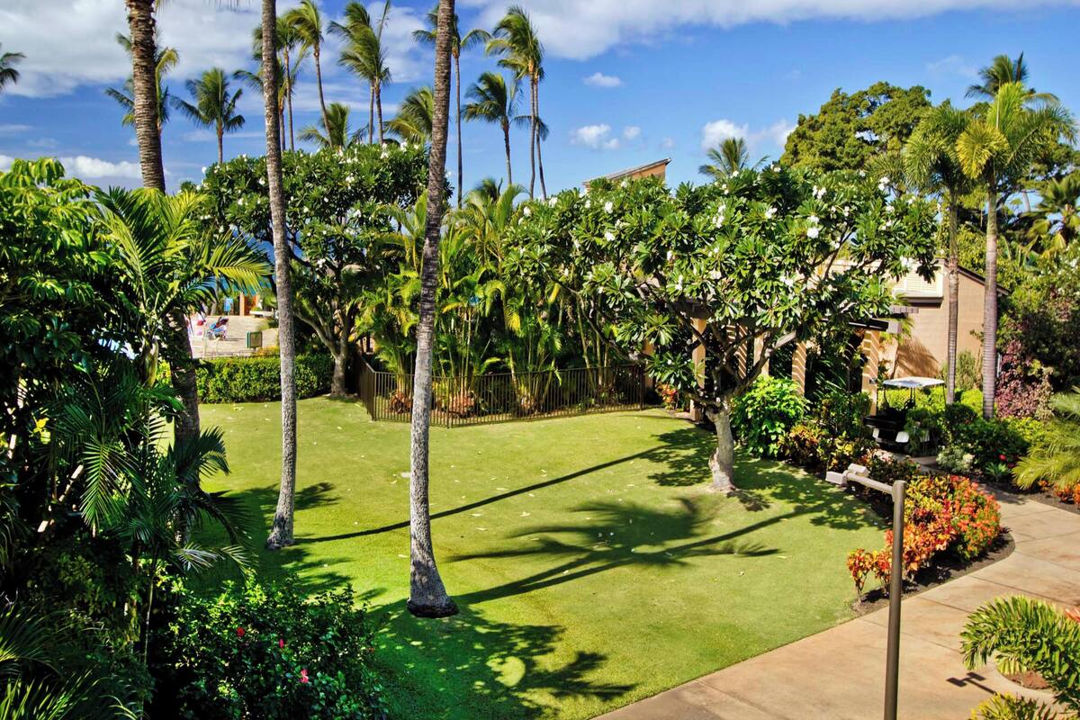 Condo, 1 Bedroom, Garden View (8D) | Property amenity