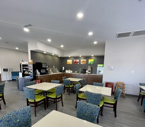 Desayuno continental incluido todos los días