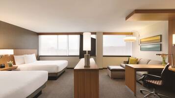 Meja kerja, ruang kerja ramah laptop, dan setrika/meja setrika