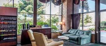 Days Inn & Suites by Wyndham Sunnyvale