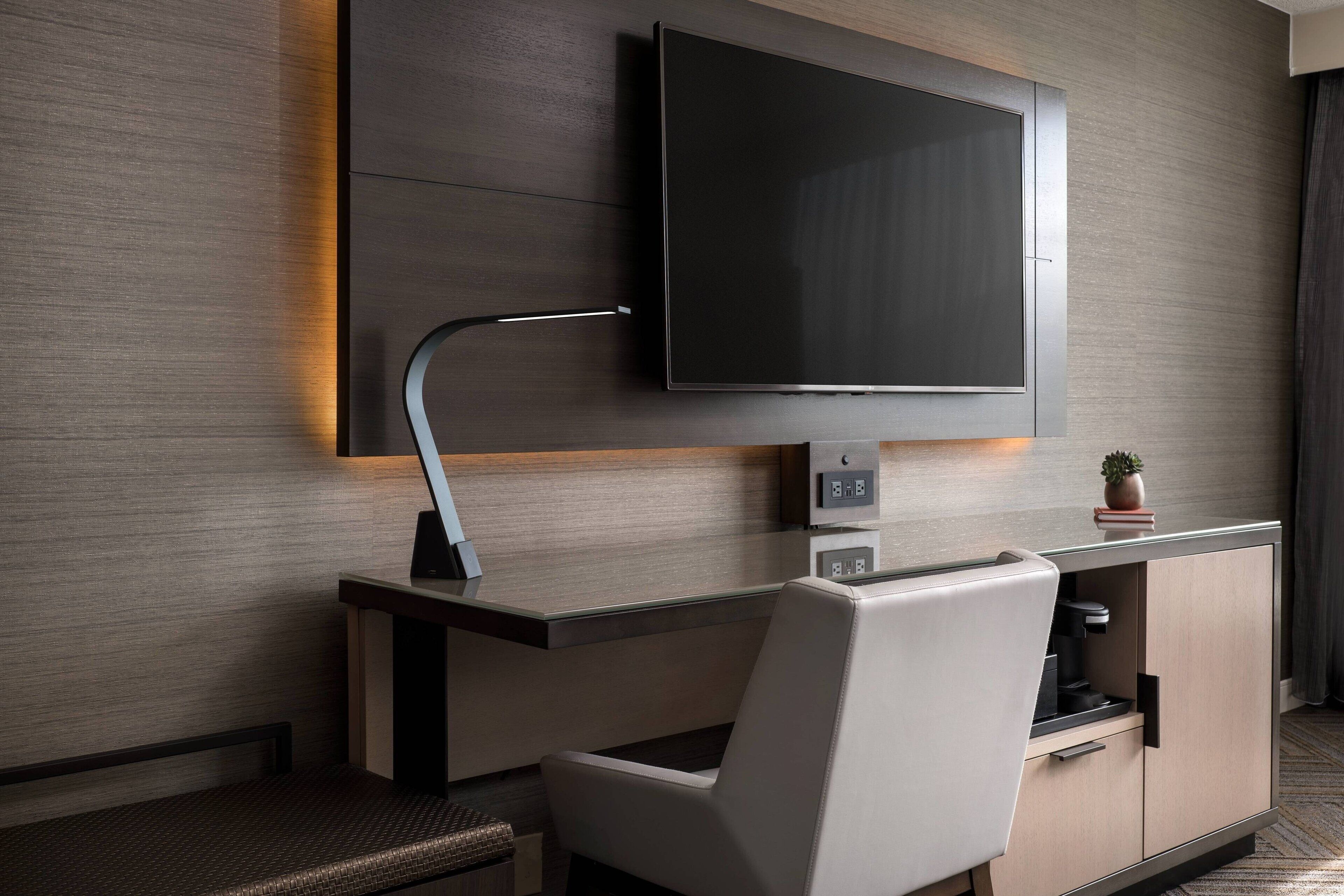 1 bedroom, premium bedding, desk, blackout curtains