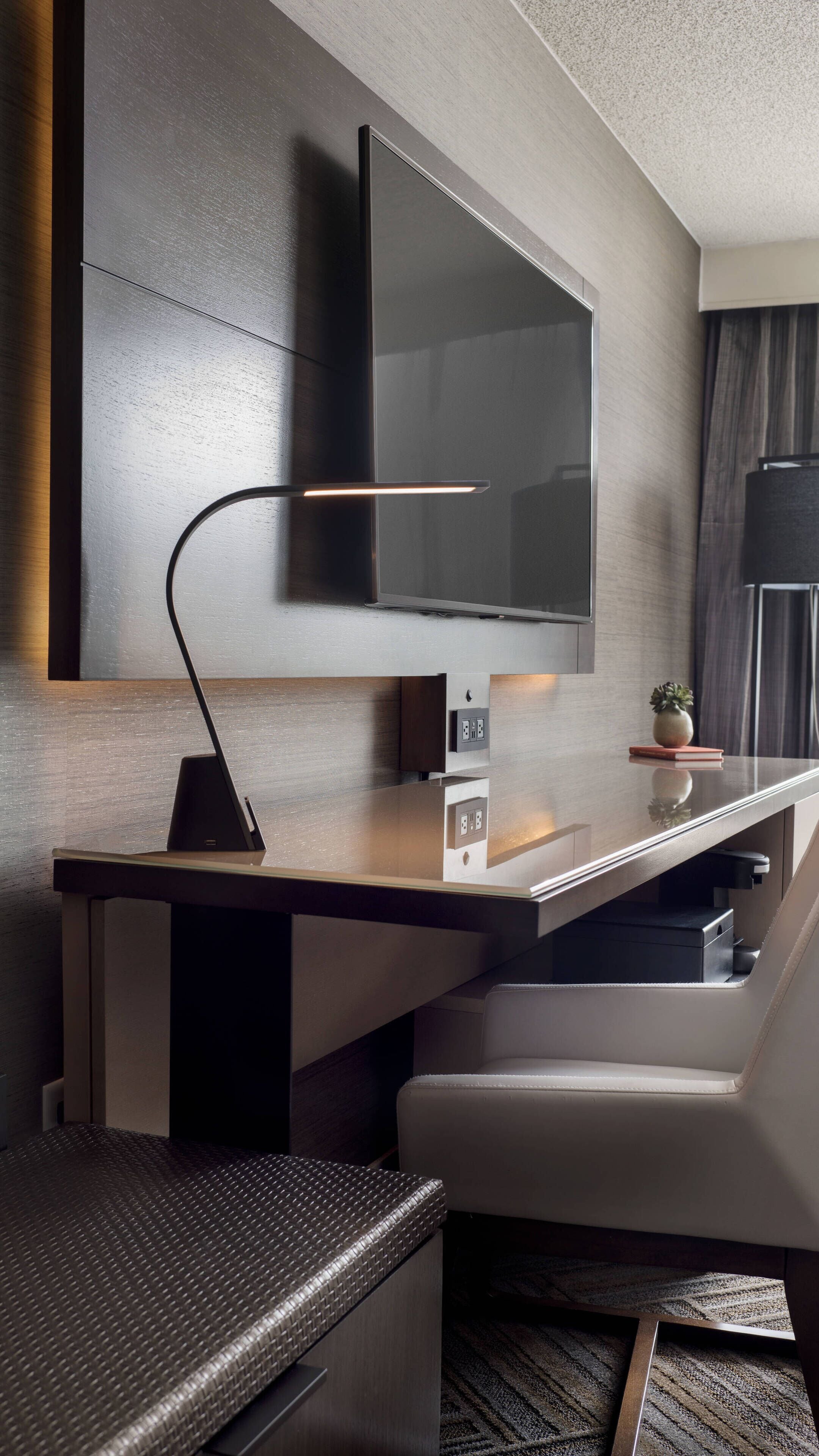 1 bedroom, premium bedding, desk, blackout curtains