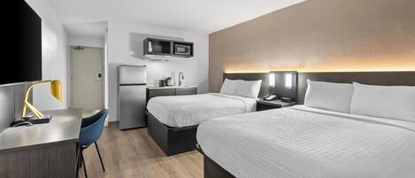 Chambre Standard, 2 grands lits, non-fumeur | Bureau, rideaux d’obscurcissement, fer et planche à repasser