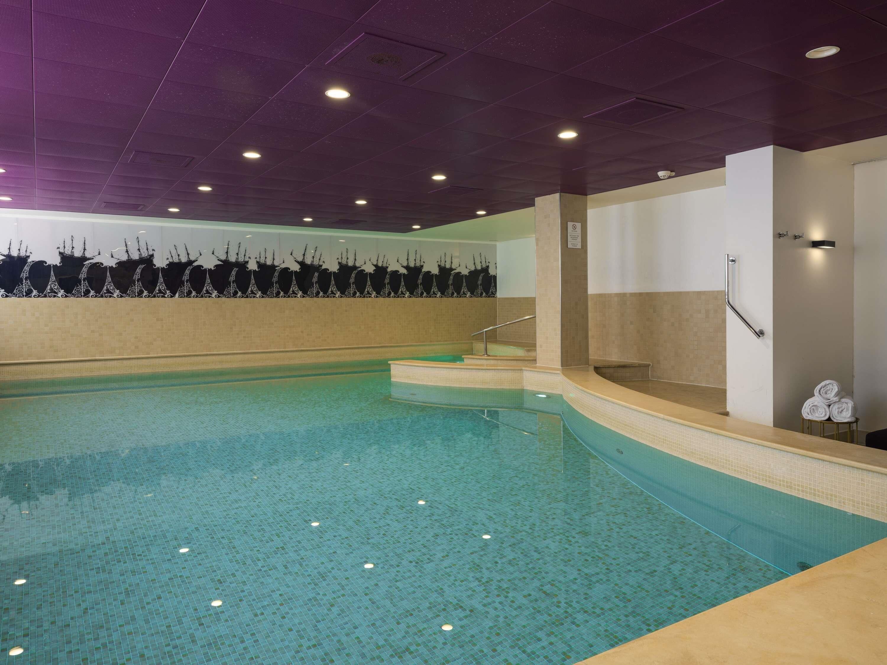 Piscina interna