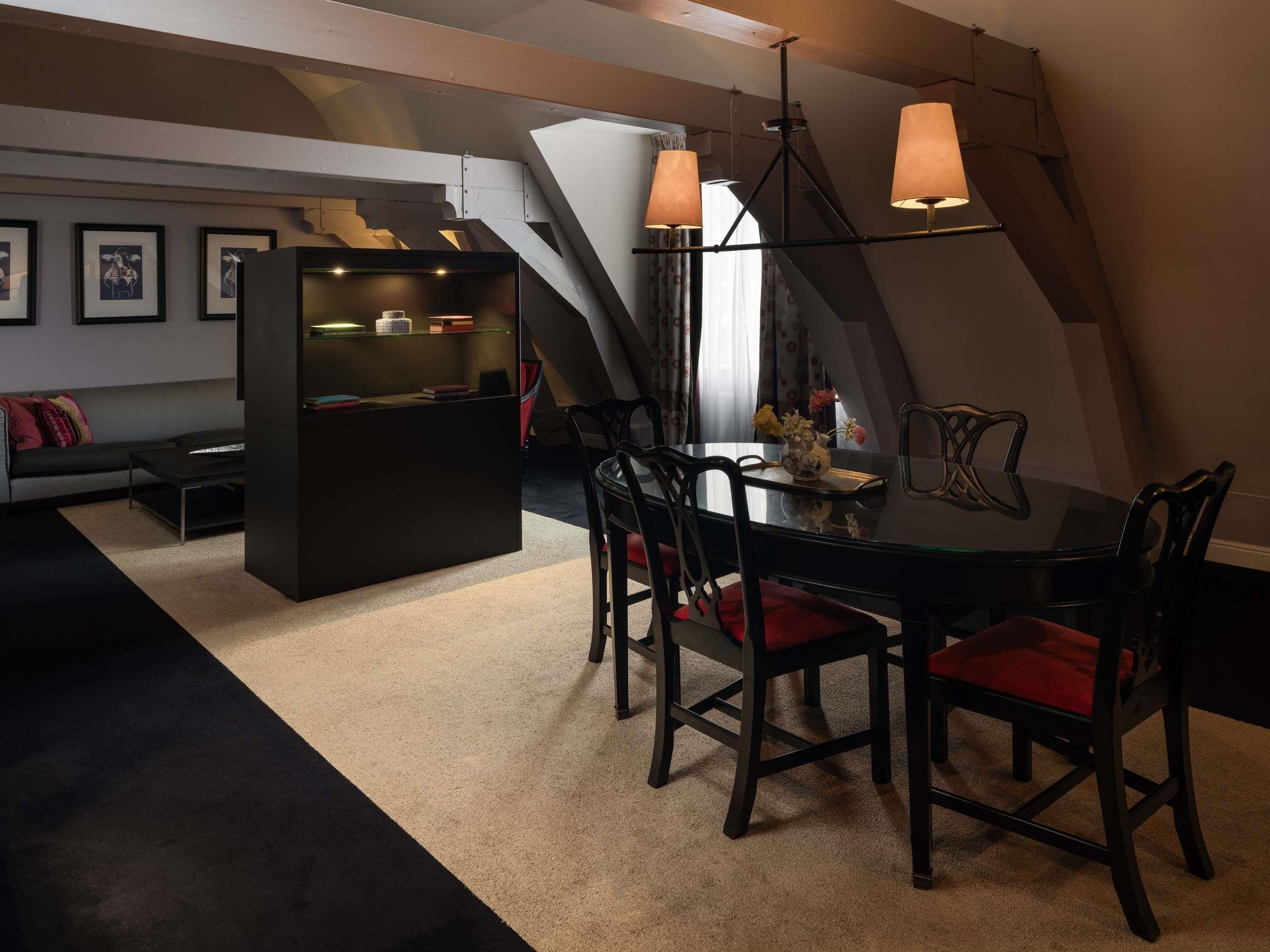 Suite Royale, 1 très grand lit (Butler Service,Living & Dining Area) | 1 chambre, draps en coton égyptien, literie de qualité supérieure