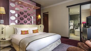 Suíte, 2 quartos (Imperial,Butler Service,Living Room) | 1 quarto, roupas de cama de algodão egípcio, roupas de cama premium