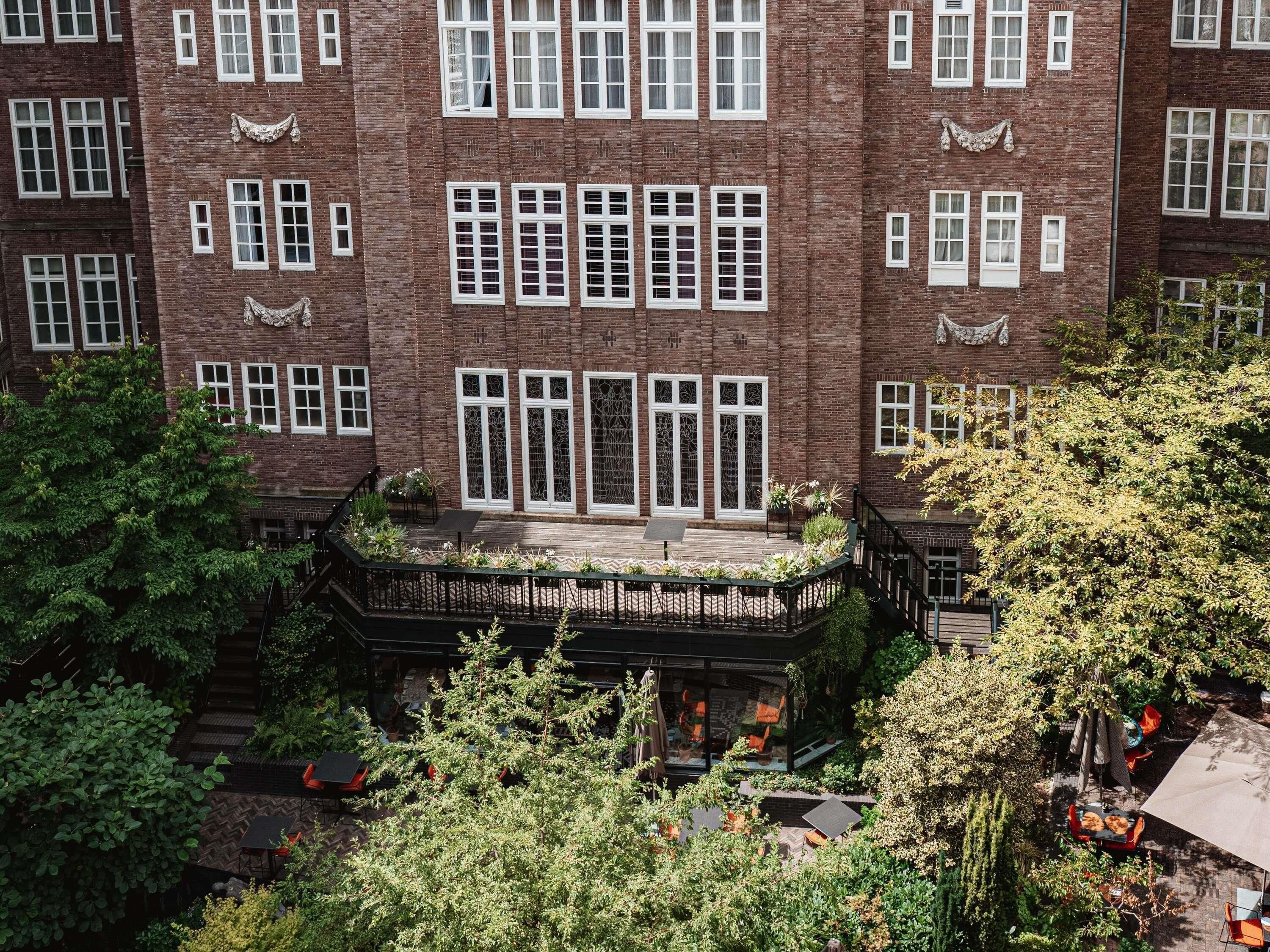 Quang cảnh từ phòng