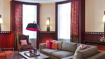 Phòng Suite, 2 phòng ngủ (Imperial,Butler Service,Living Room) | 1 phòng ngủ, bộ trải giường bằng vải cotton Ai Cập