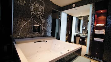 Suite, 1 King Bed (Opera) | Bathroom | Designer toiletries, hair dryer, bathrobes, slippers
