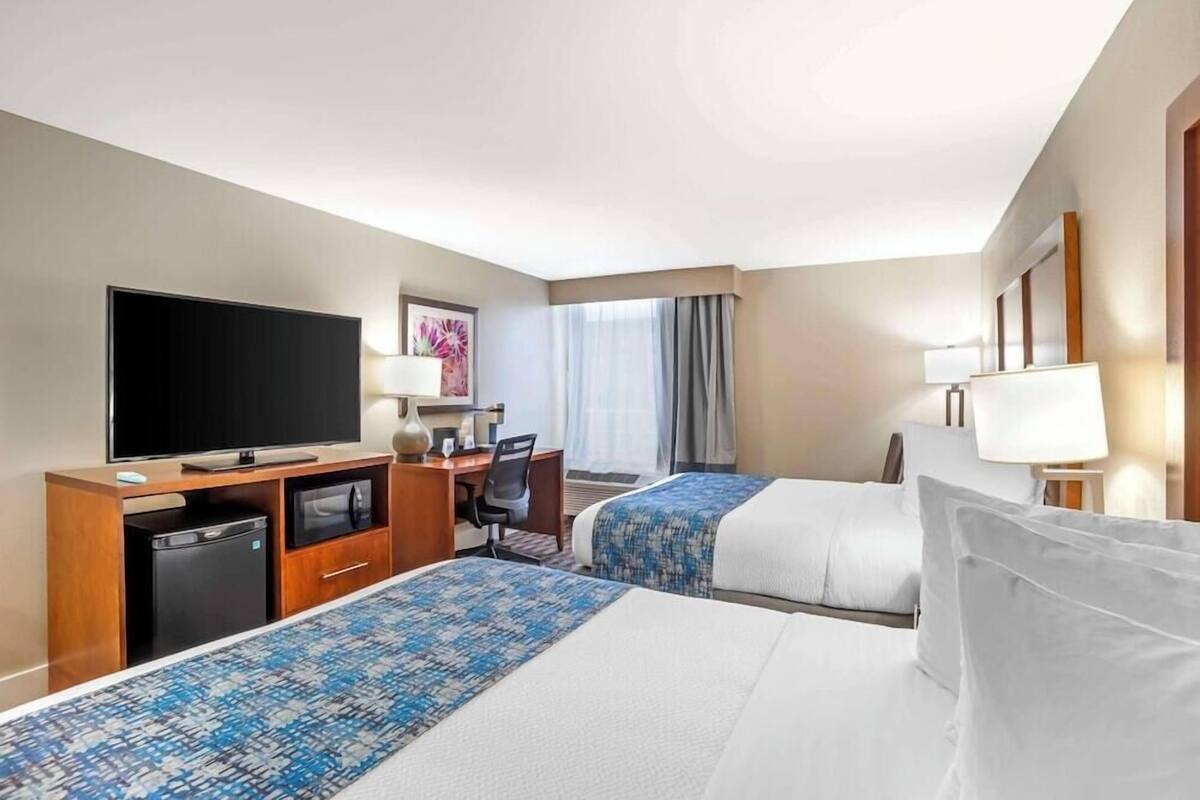Surmatelas, coffres-forts dans les chambres, bureau