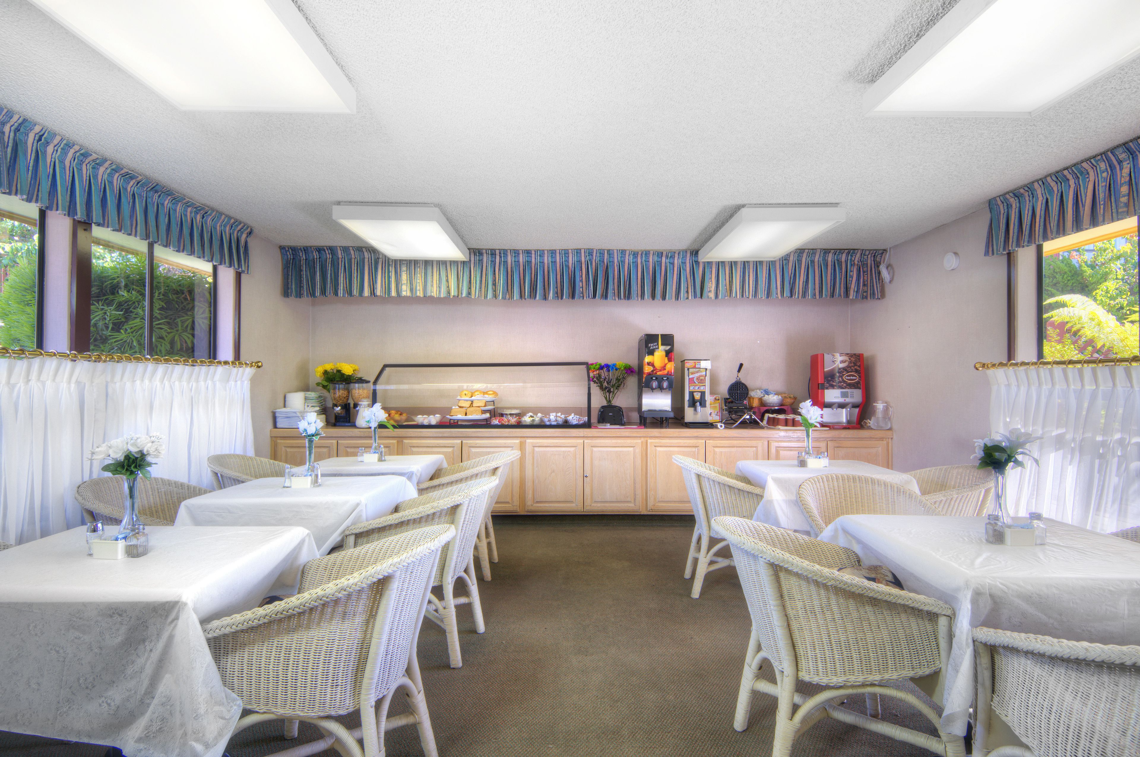 Petit déjeuner continental compris tous les jours