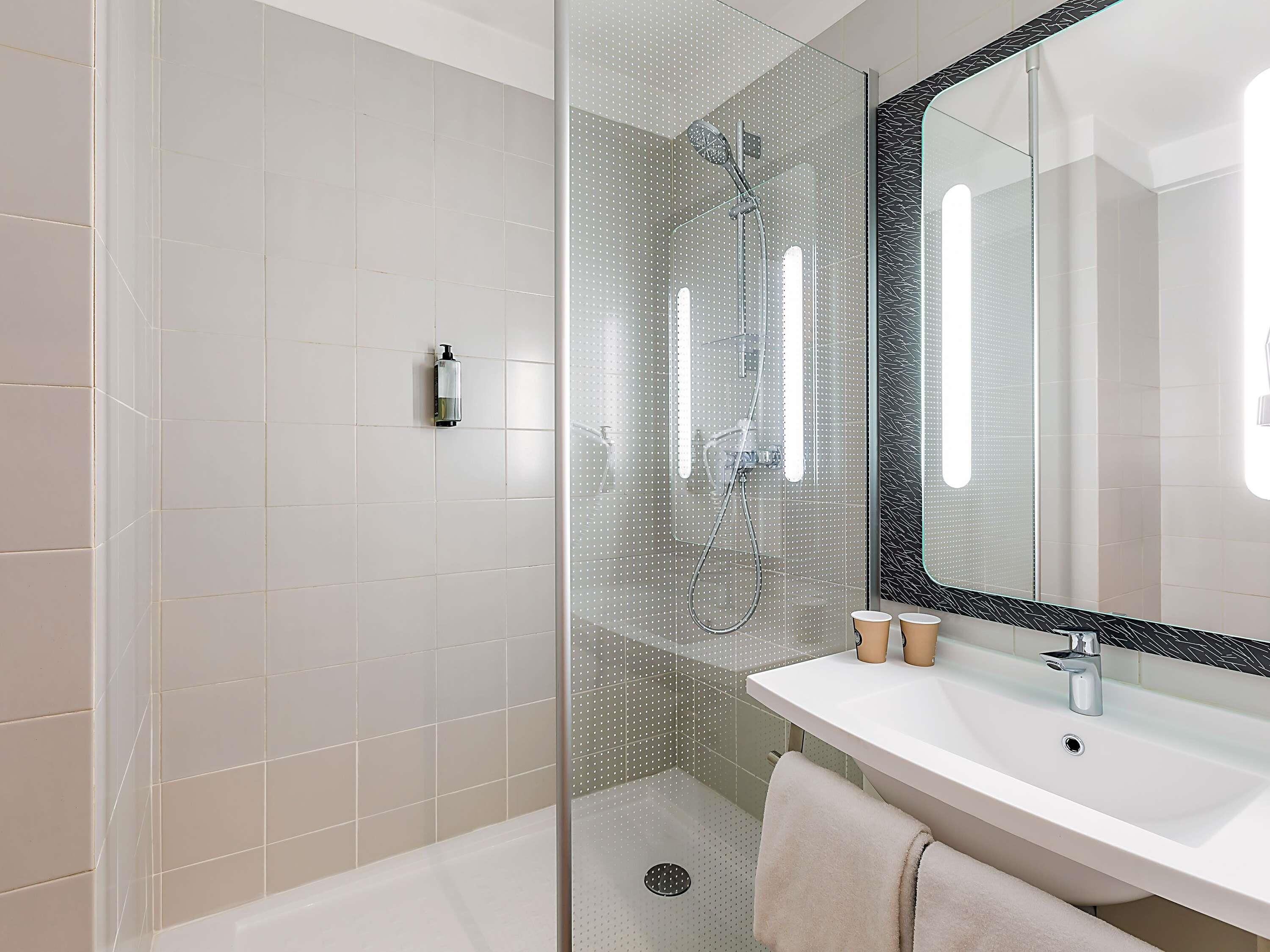 in-room safe, desk, iron/ironing board, free wifi