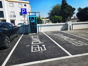 Electric vehicle-charging station