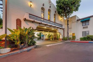 Exterior - Best Western Casa Grande Inn (Pismo Beach)