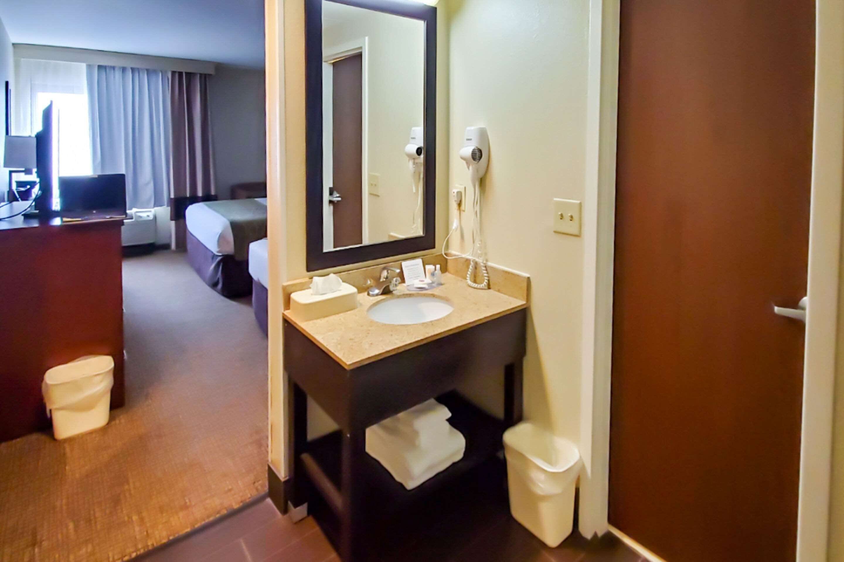 Photo - Comfort Inn Oxon Hill - National Harbor