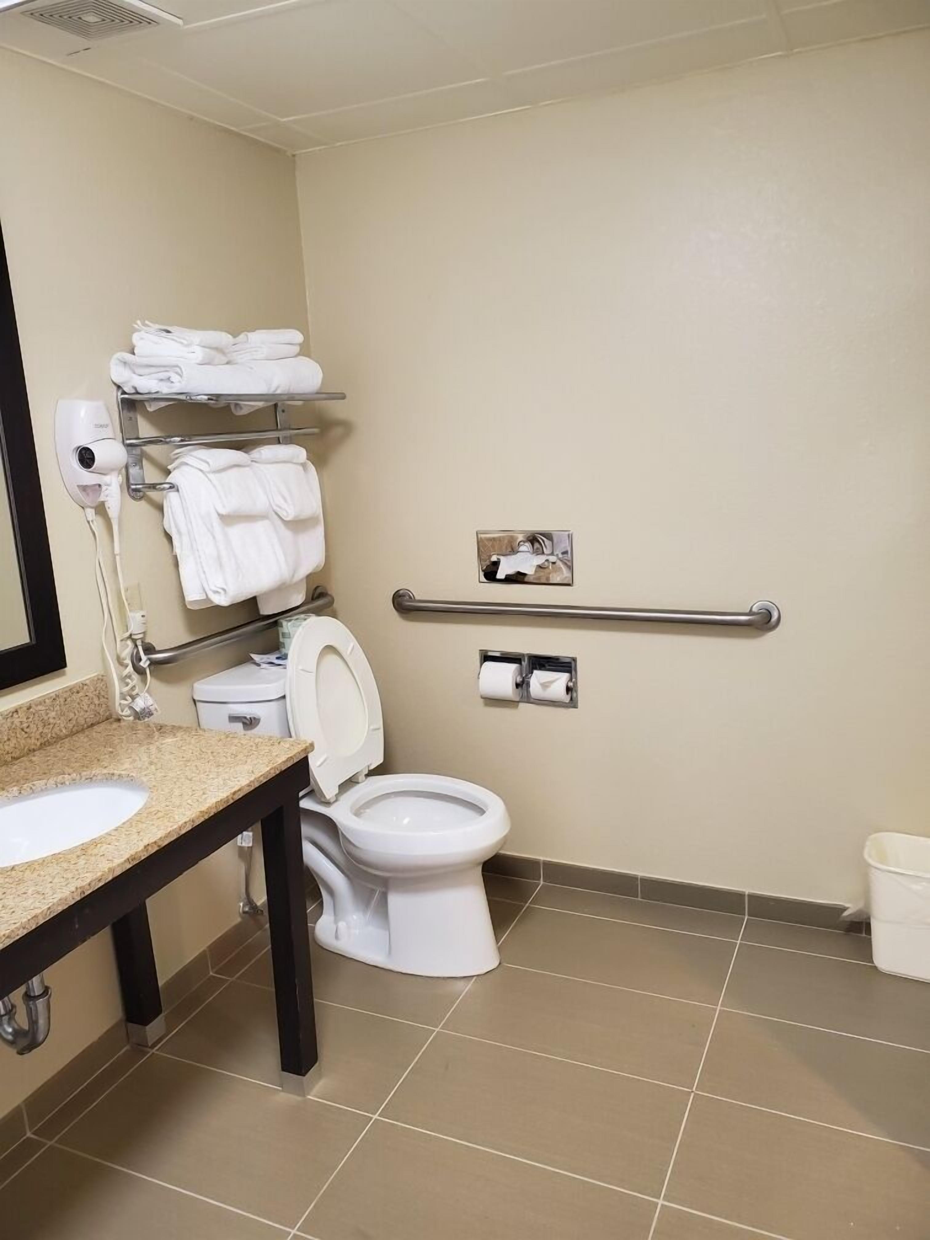 Photo - Comfort Inn Oxon Hill - National Harbor