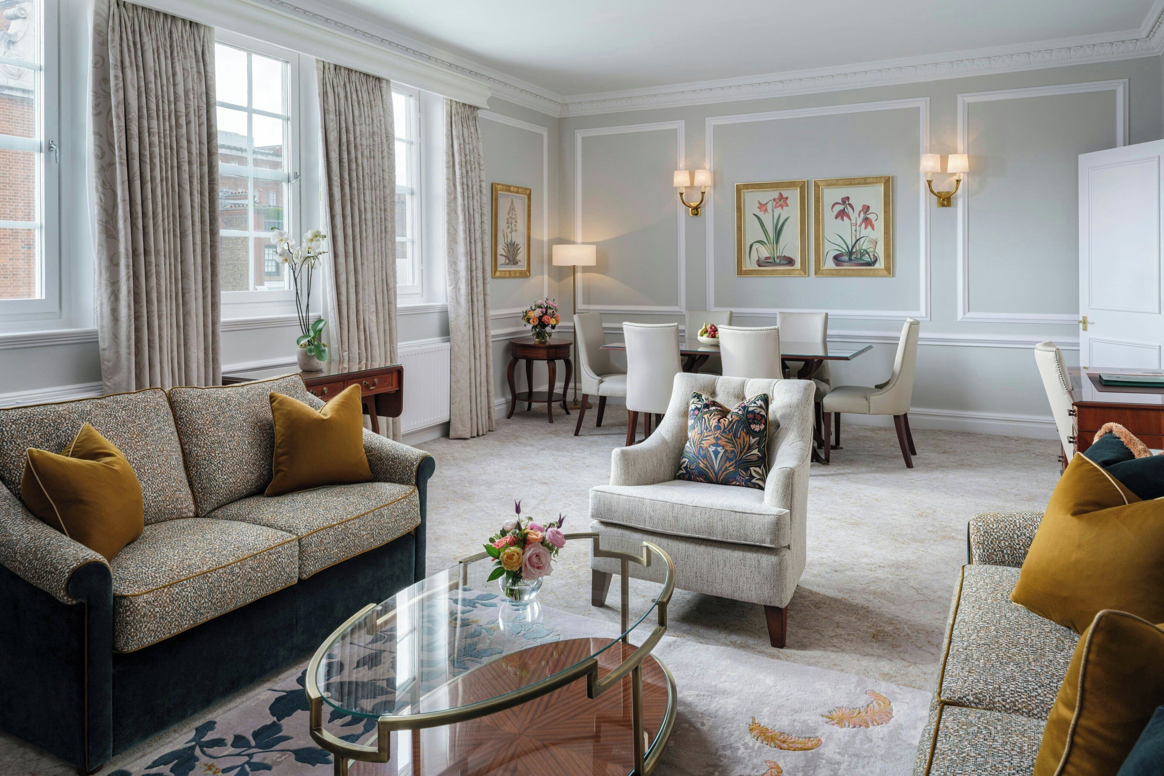 Deluxe Suite, 1 Bedroom | Living area | 47-inch TV with satellite channels, DVD player, iPod dock