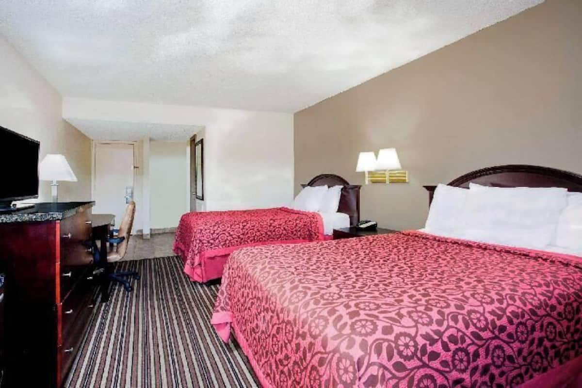 In-room safe, desk, soundproofing, iron/ironing board