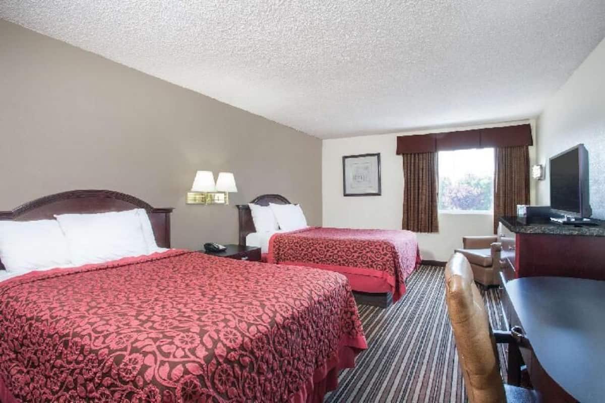 In-room safe, desk, soundproofing, iron/ironing board