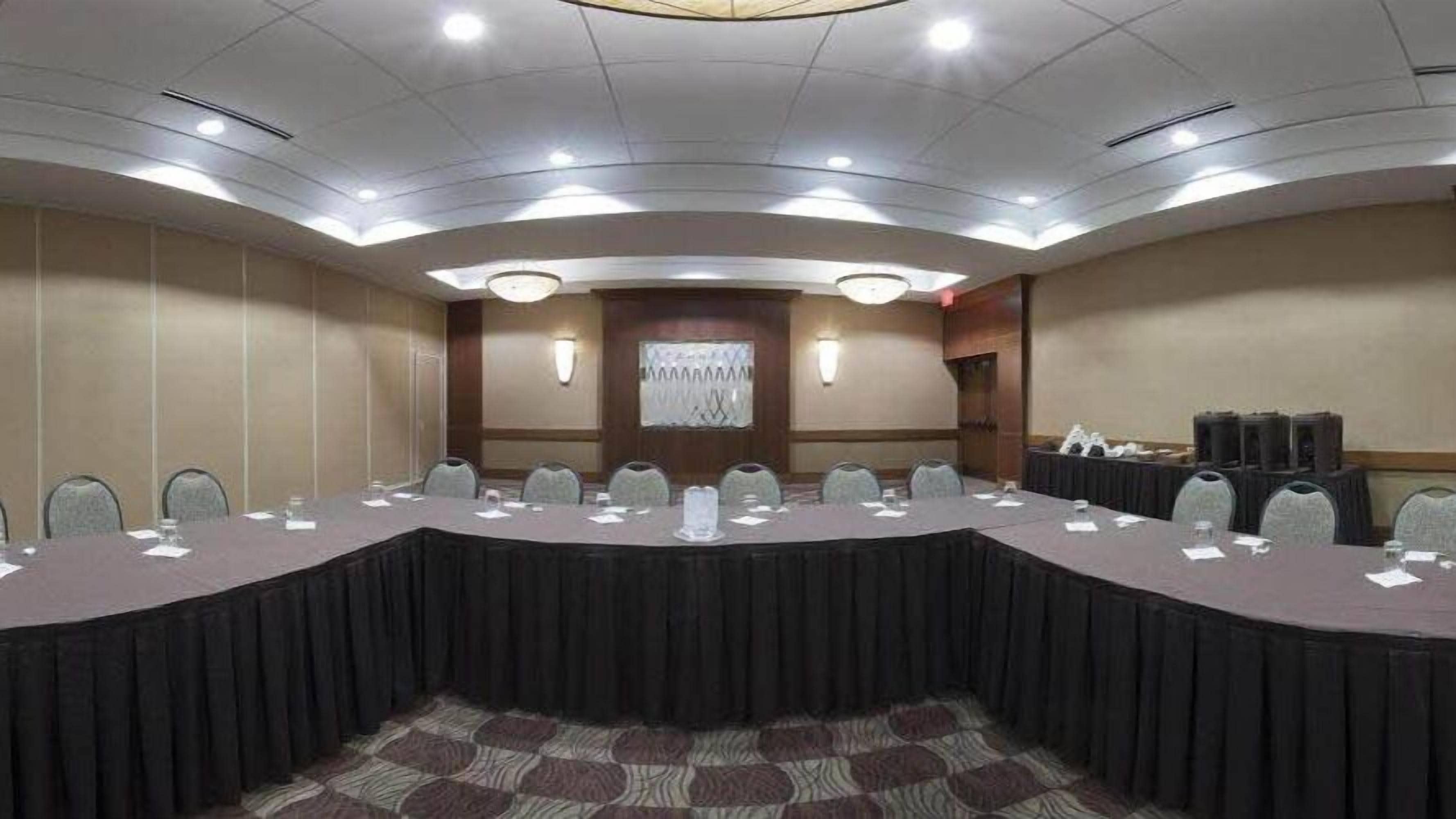 Foto - Randolph Hotel Liverpool Syracuse Airport West, Trademark