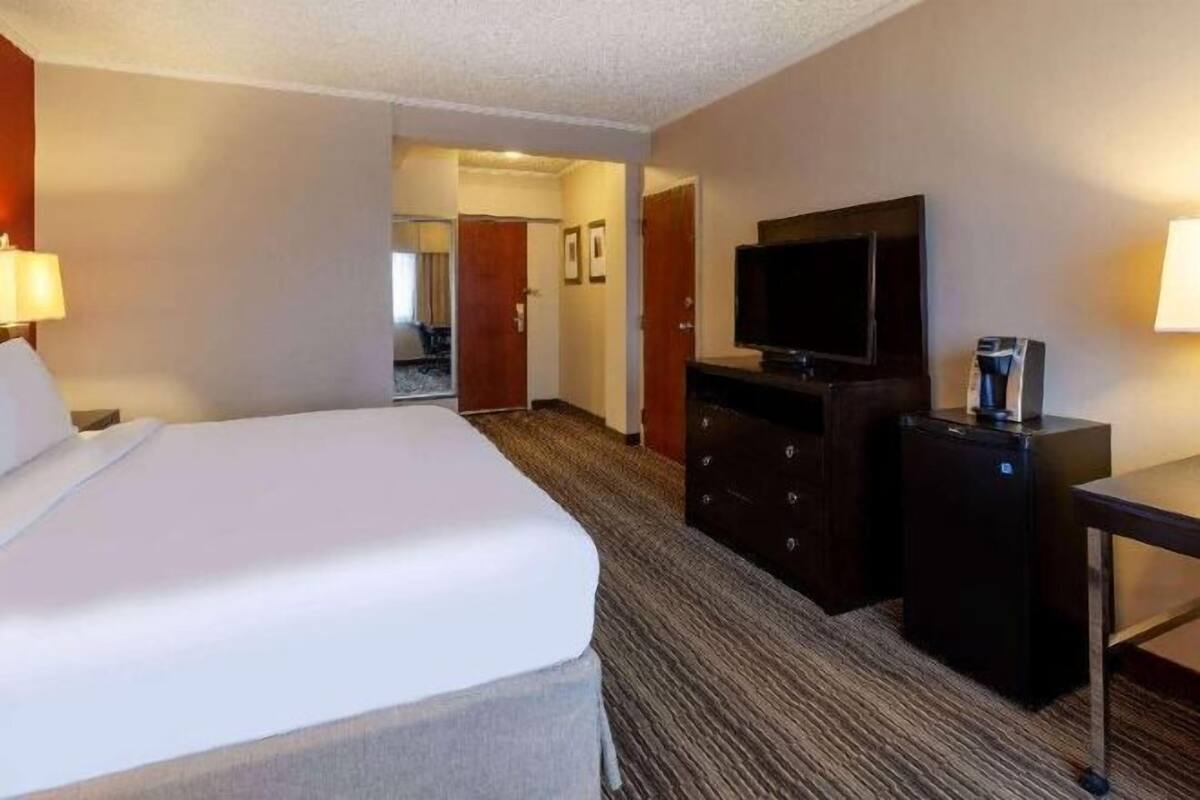 Allergivenligt sengetøj, dundyner, skrivebord